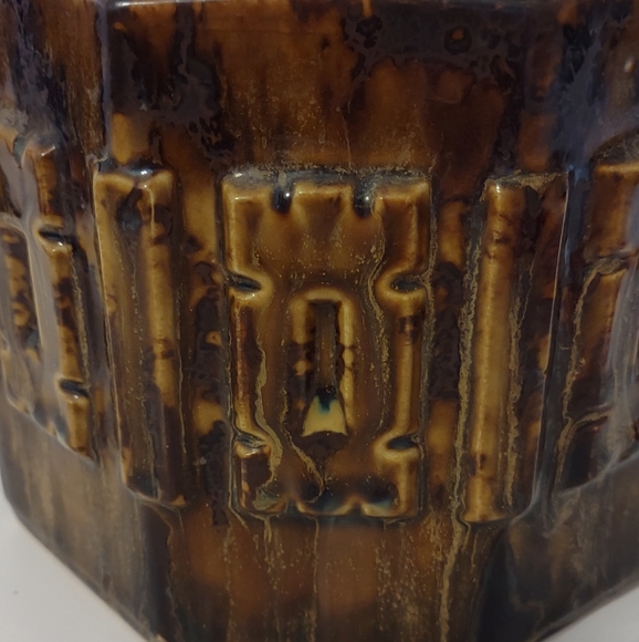 Vintage 1960s Dickmal "Chinese Tablet" Design Planter - Picture 2 of 5